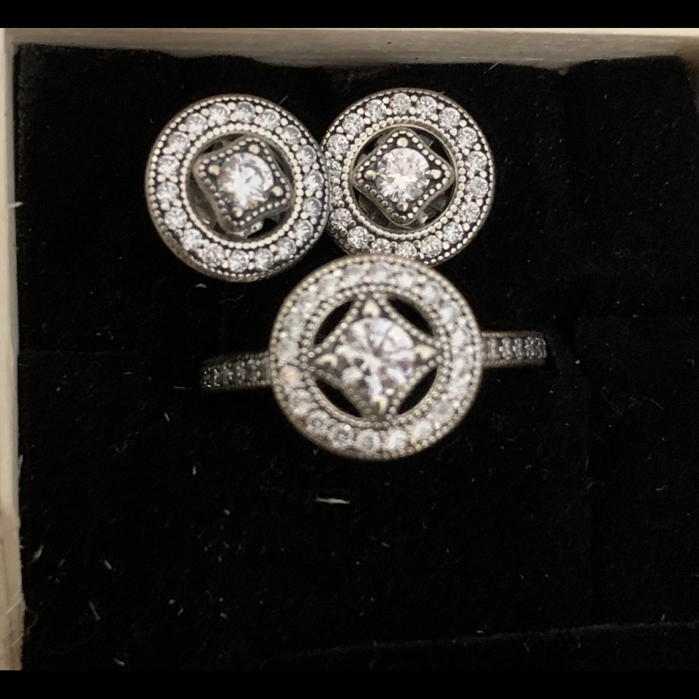 Ring & Earrings Matching Set